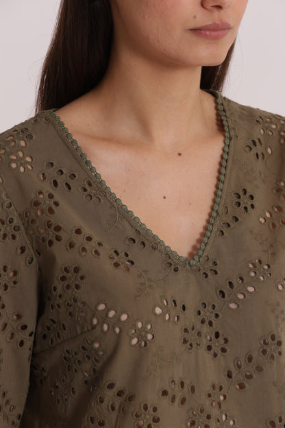 BLUSA SCOLLO A V IN SANGALLO