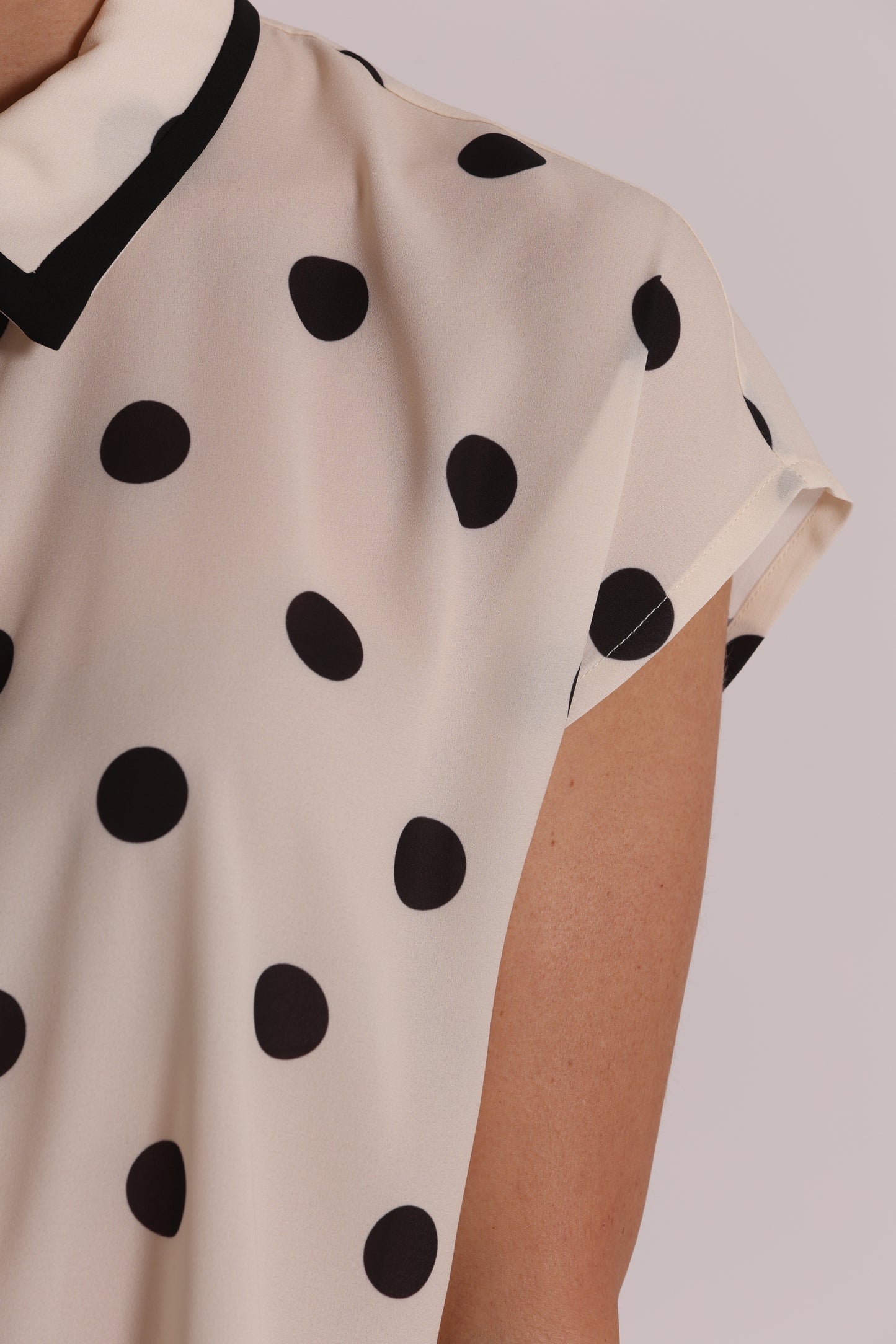 CAMICIA A MANICHE CORTE FANTASIA POIS