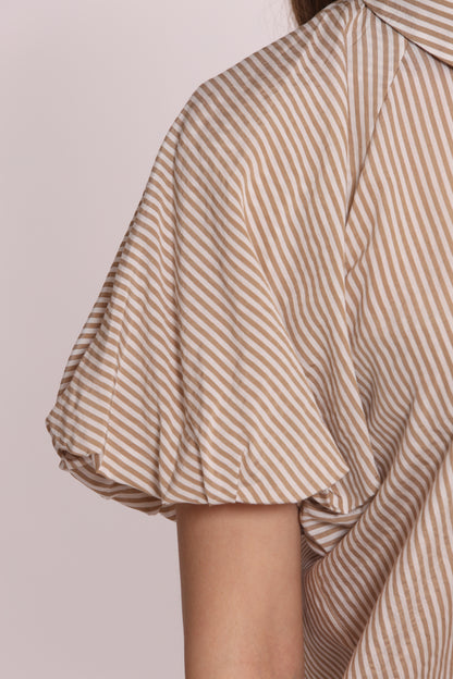BLUSA CON MANICHE A PALLONCINO A RIGHE
