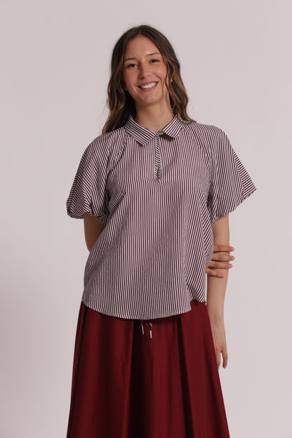 BLUSA CON MANICHE A PALLONCINO A RIGHE