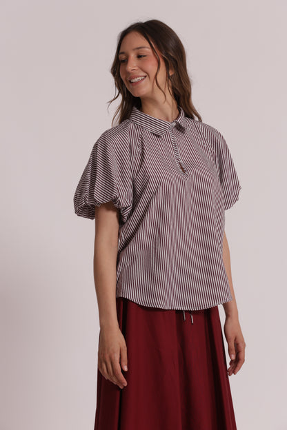 BLUSA CON MANICHE A PALLONCINO A RIGHE