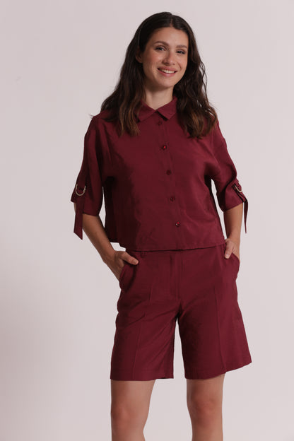 CAMICIA CROPPED CON FIBBIE SU MANICHE IN MODAL CUPRO