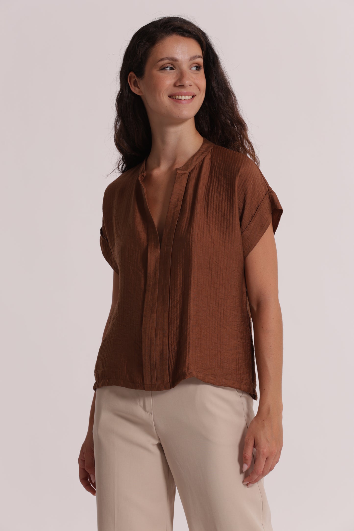 BLUSA CON COLLO ALLA COREANA IN CREPONNE