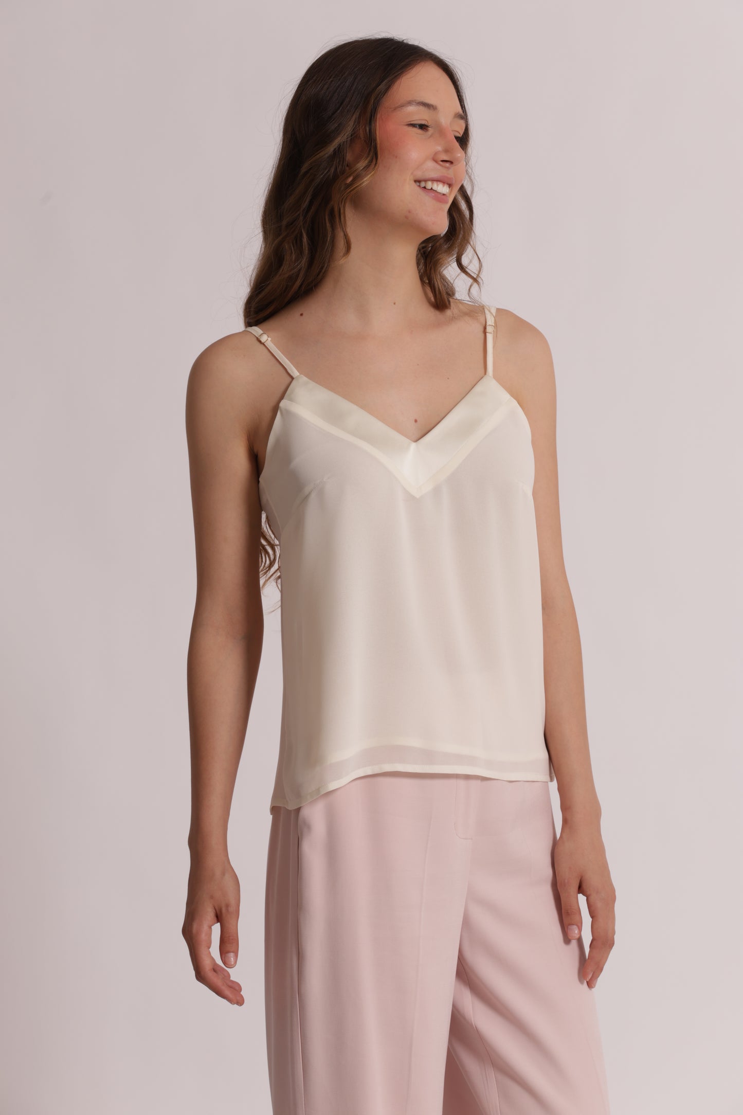 TOP SCOLLO A V