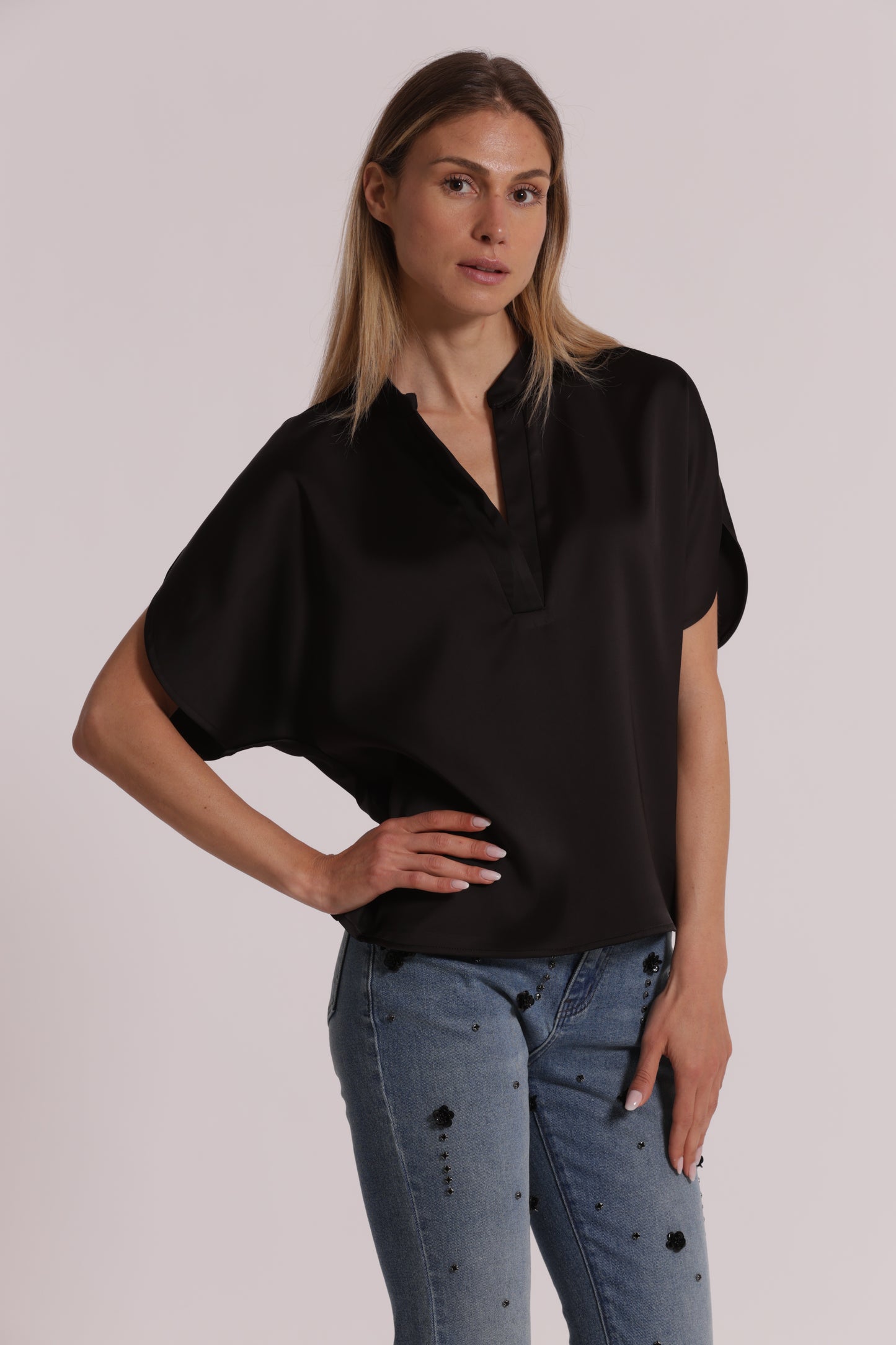 BLUSA MEZZE MANICHE A TULIPANO