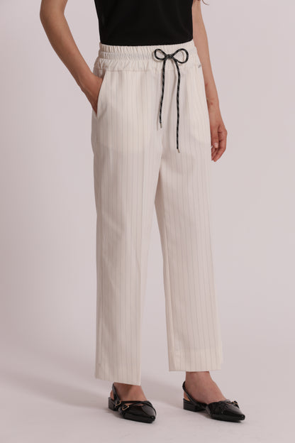 PANTALONE CROPPED CON ELASTICO IN VITA GESSATO