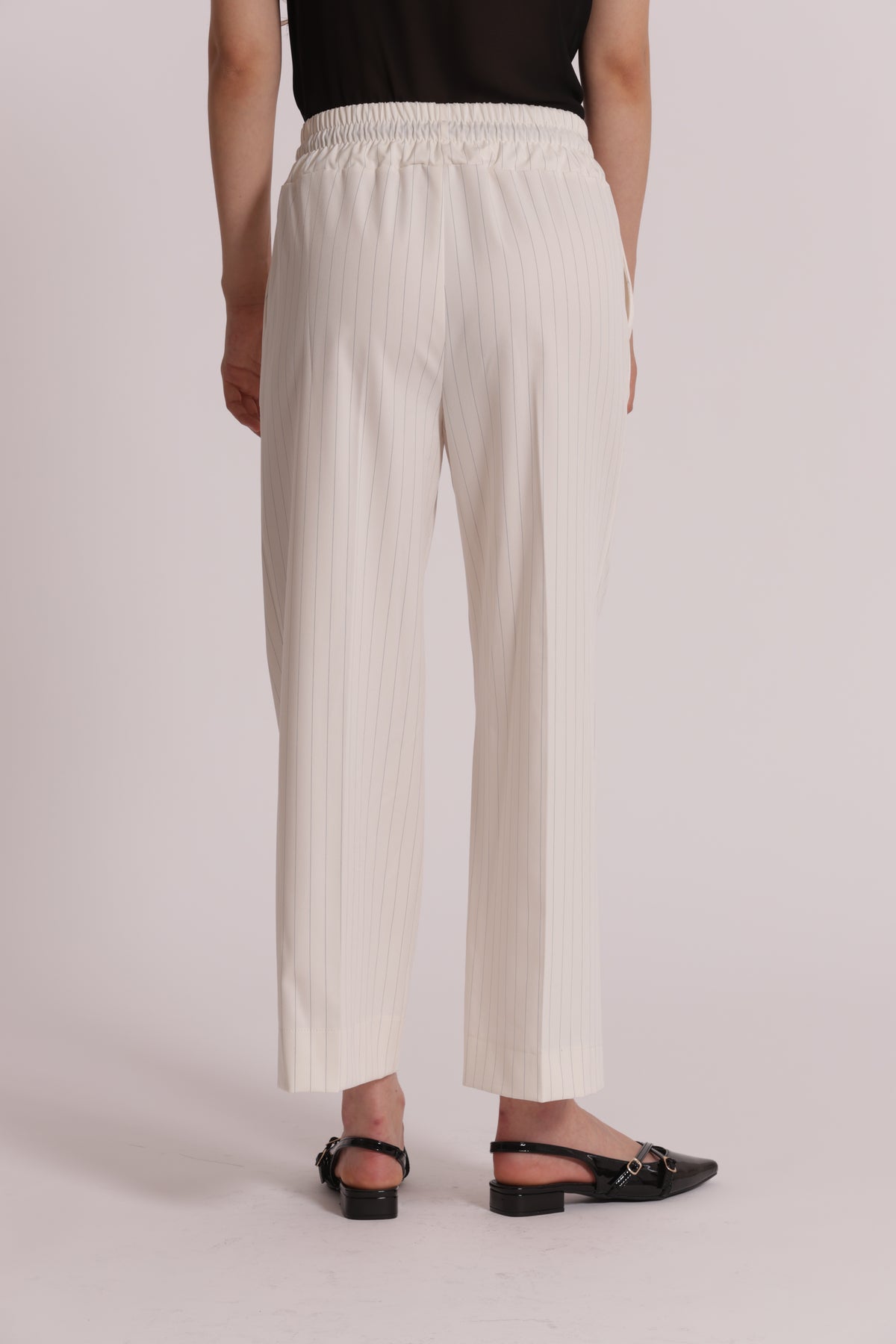 PANTALONE CROPPED CON ELASTICO IN VITA GESSATO