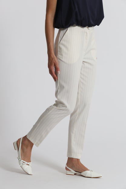 PANTALONE SIGARETTA CON ELASTICO DIETRO GESSATO
