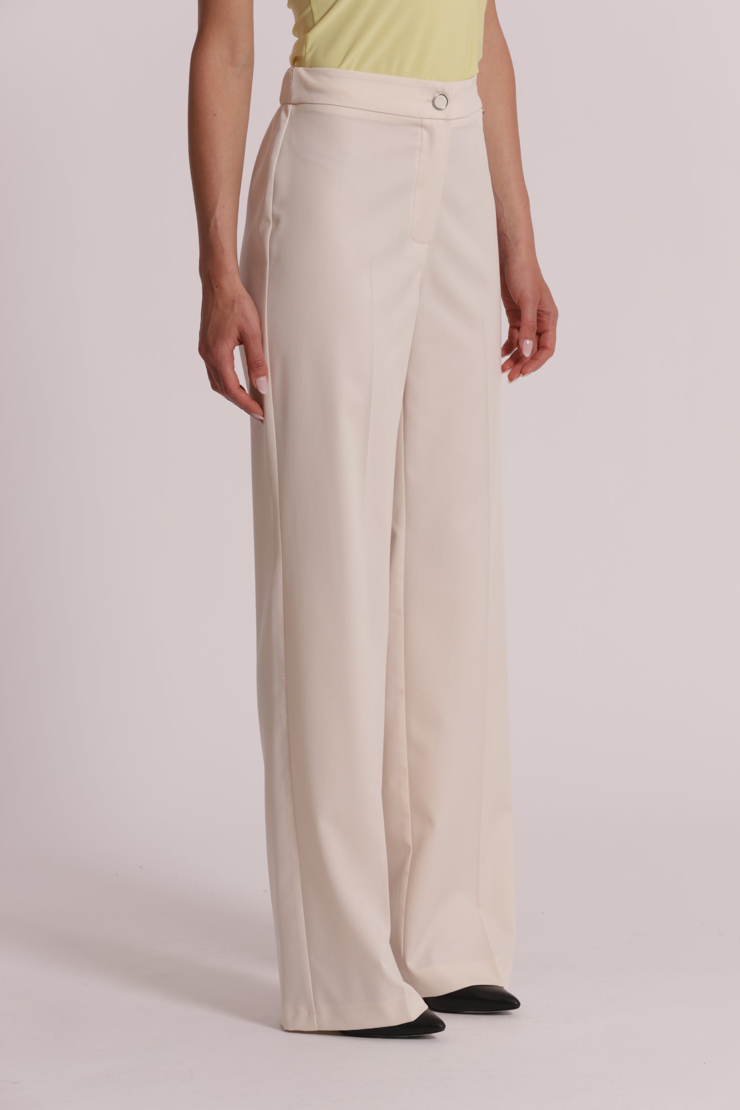 PANTALONE PALAZZO CON ELASTICO DIETRO IN MANOFREDDA