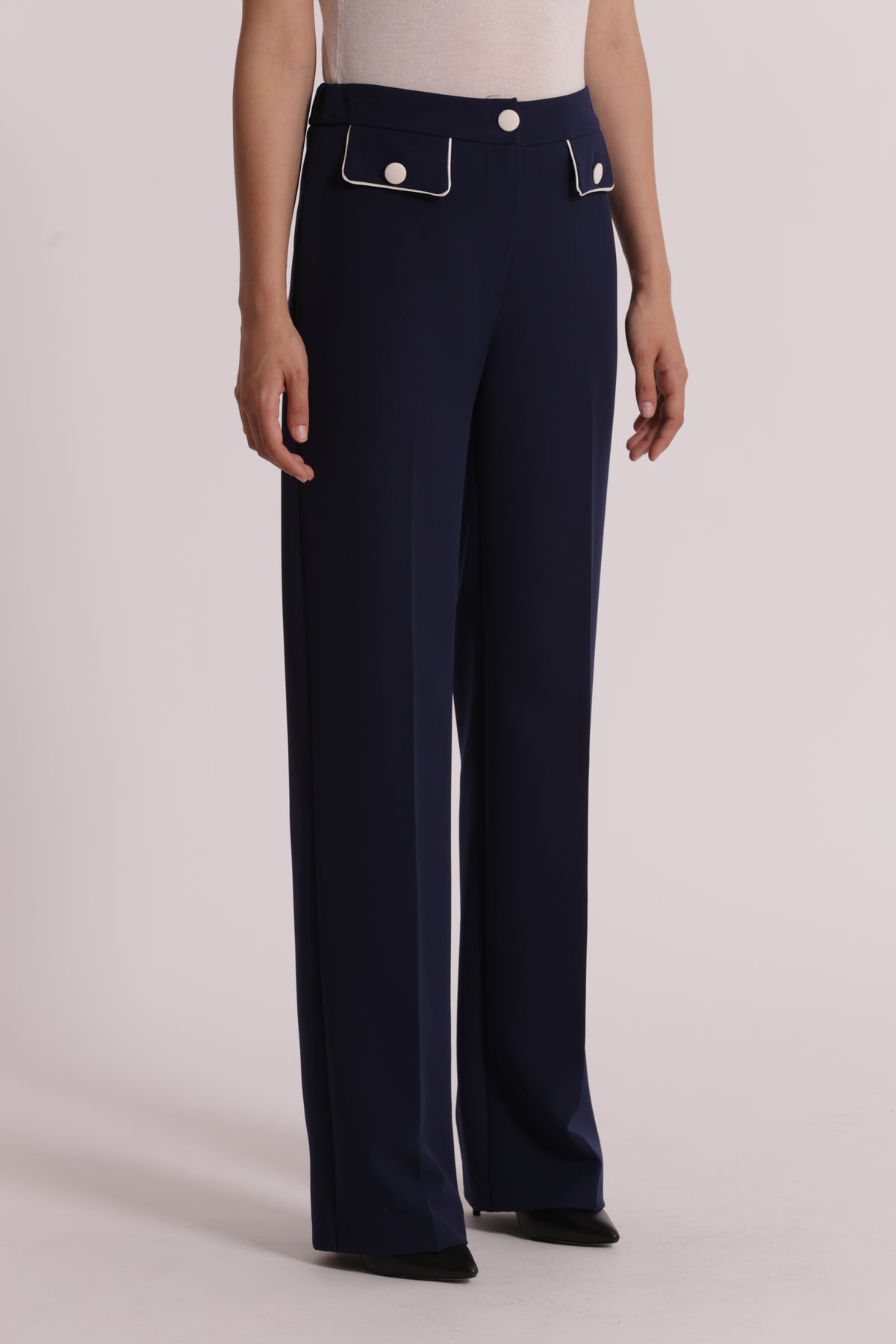 PANTALONE CON BORDI A CONTRASTO