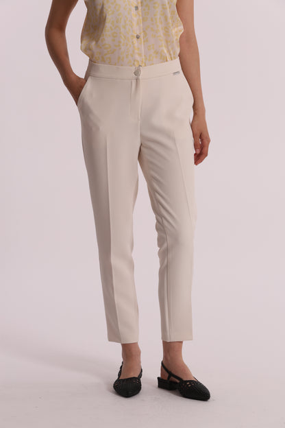 PANTALONI SIGARETTA CON ELASTICO DIETRO