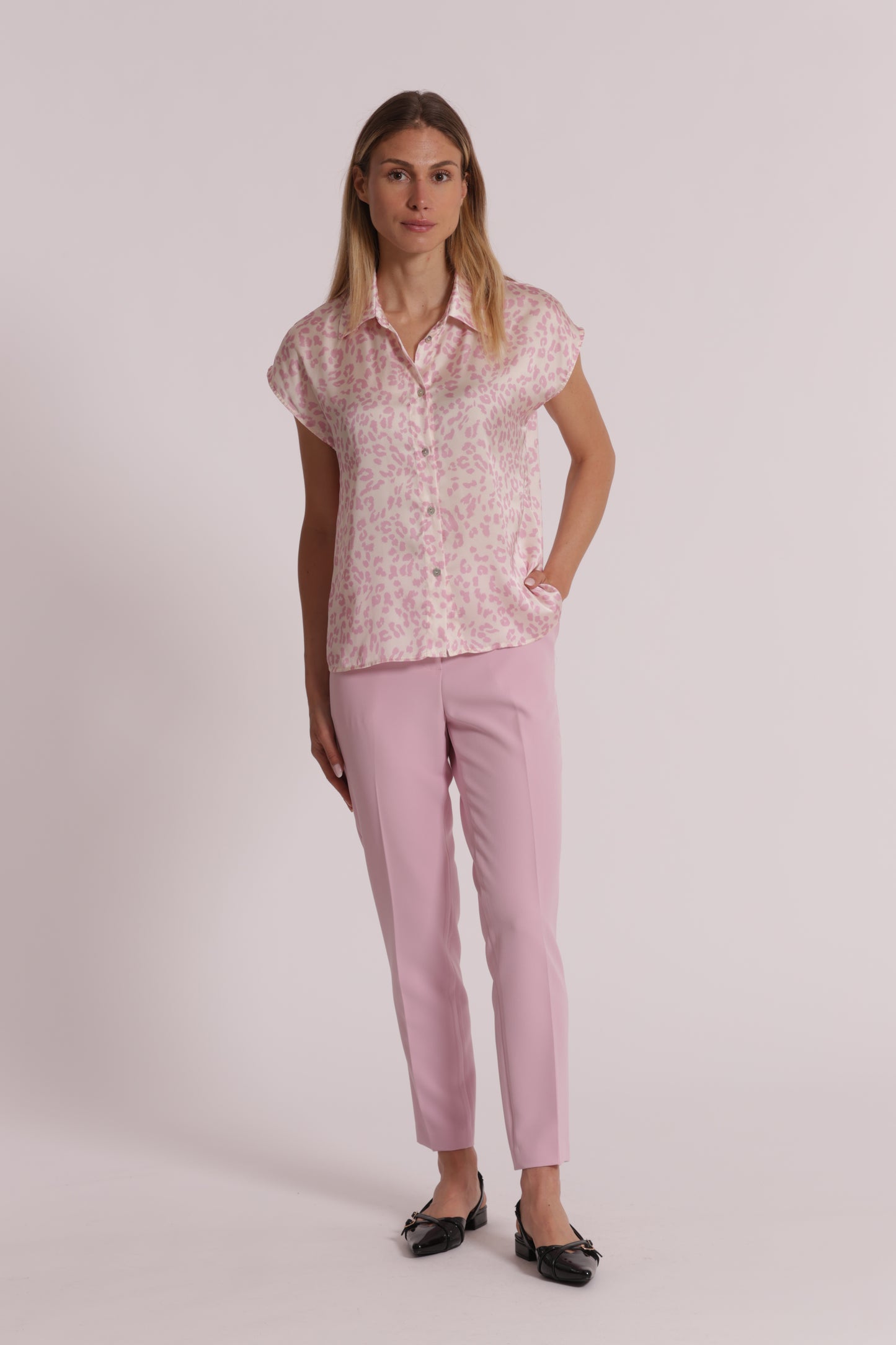 PANTALONI SIGARETTA CON ELASTICO DIETRO