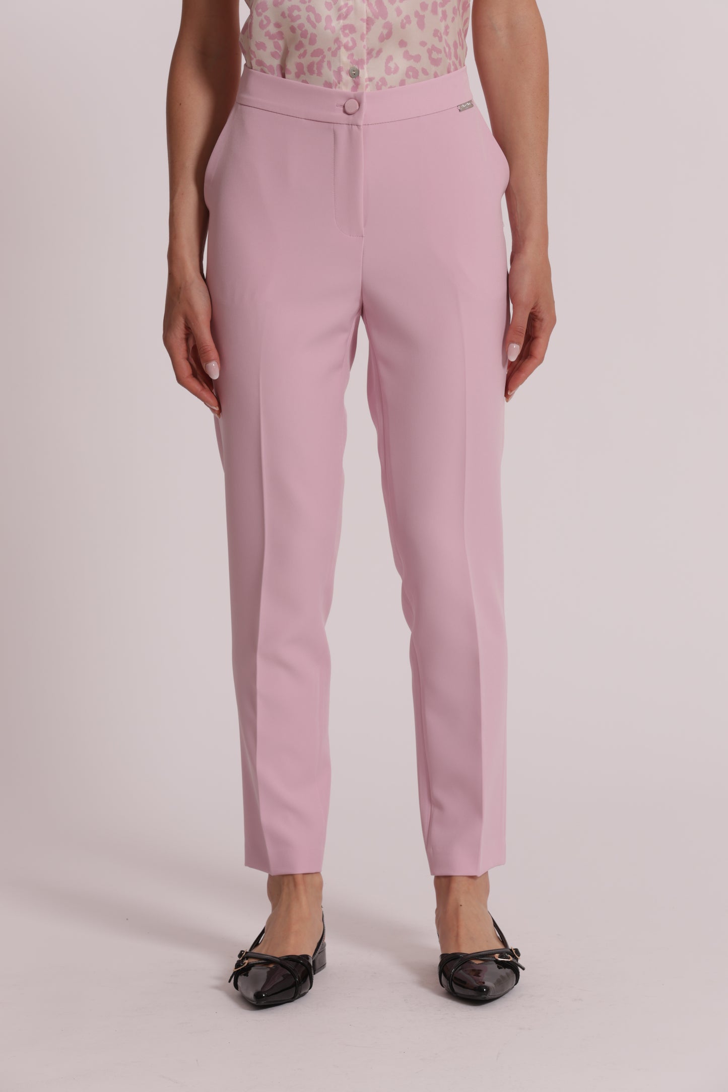 PANTALONI SIGARETTA CON ELASTICO DIETRO