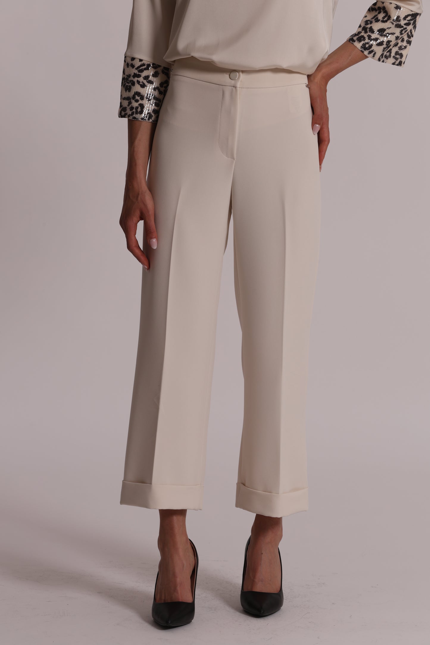 PANTALONI CON RISVOLTO