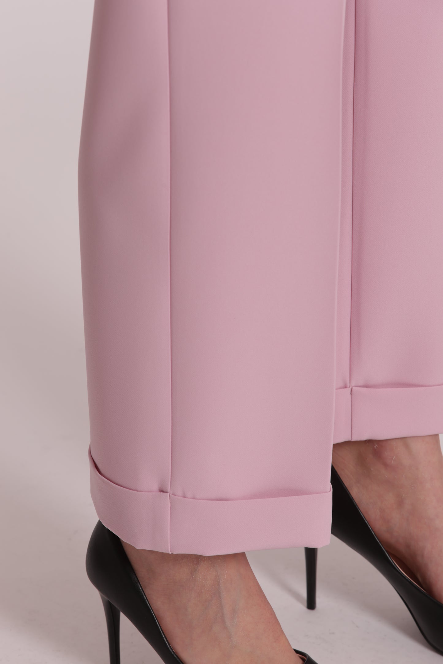 PANTALONI CON RISVOLTO