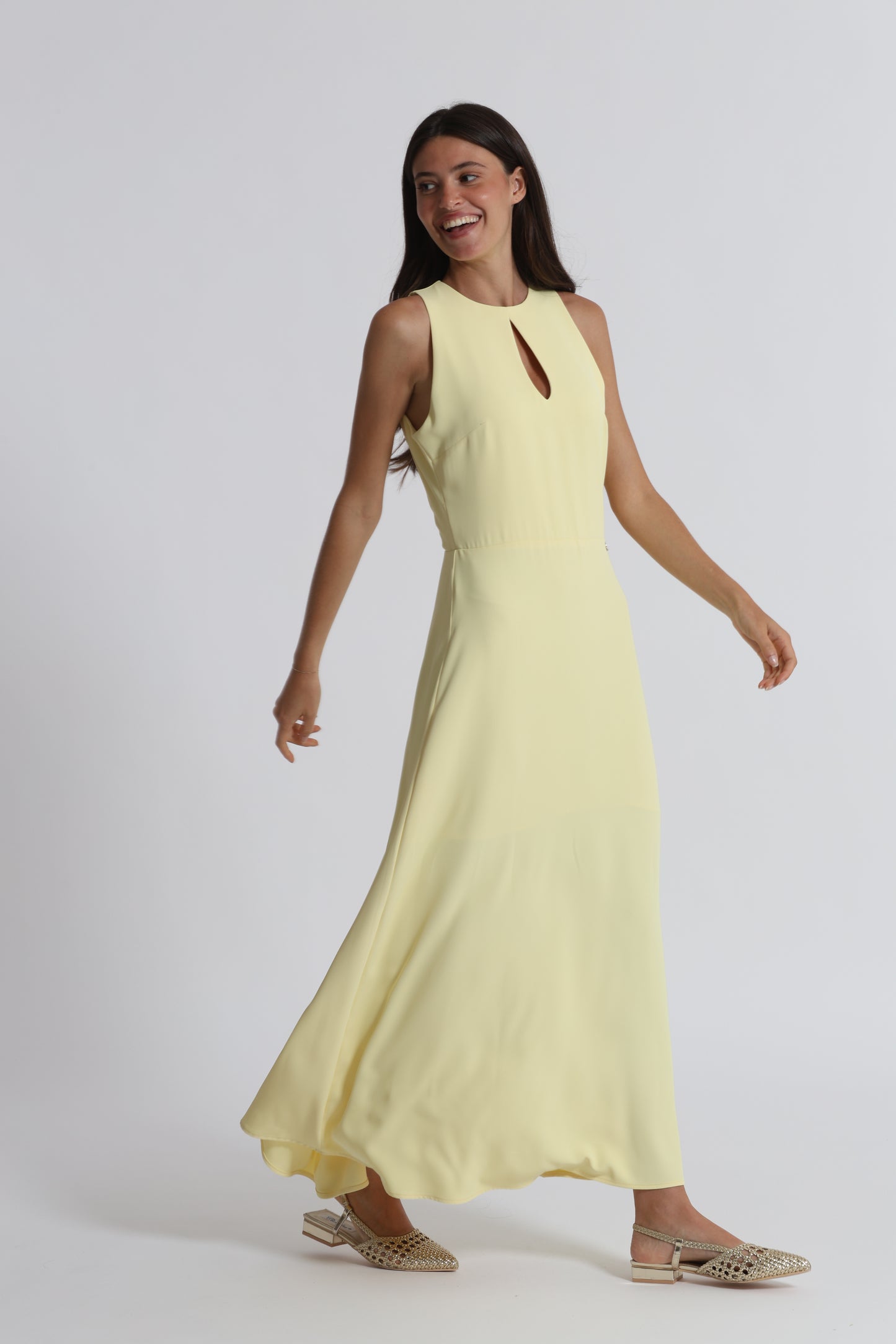 ABITO MIDI CON SCOLLO A GOCCIA