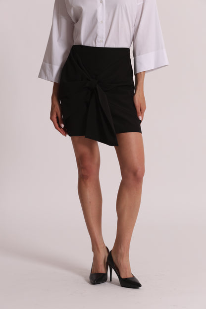 GONNA CORTA CON FIOCCO FRONTALE