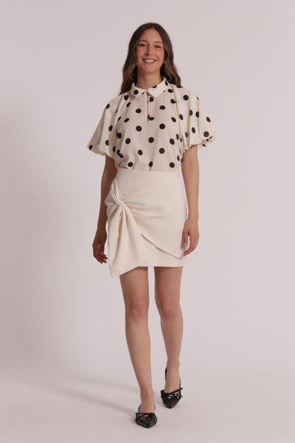 GONNA CORTA CON FIOCCO FRONTALE