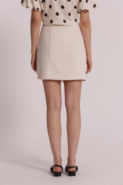 GONNA CORTA CON FIOCCO FRONTALE