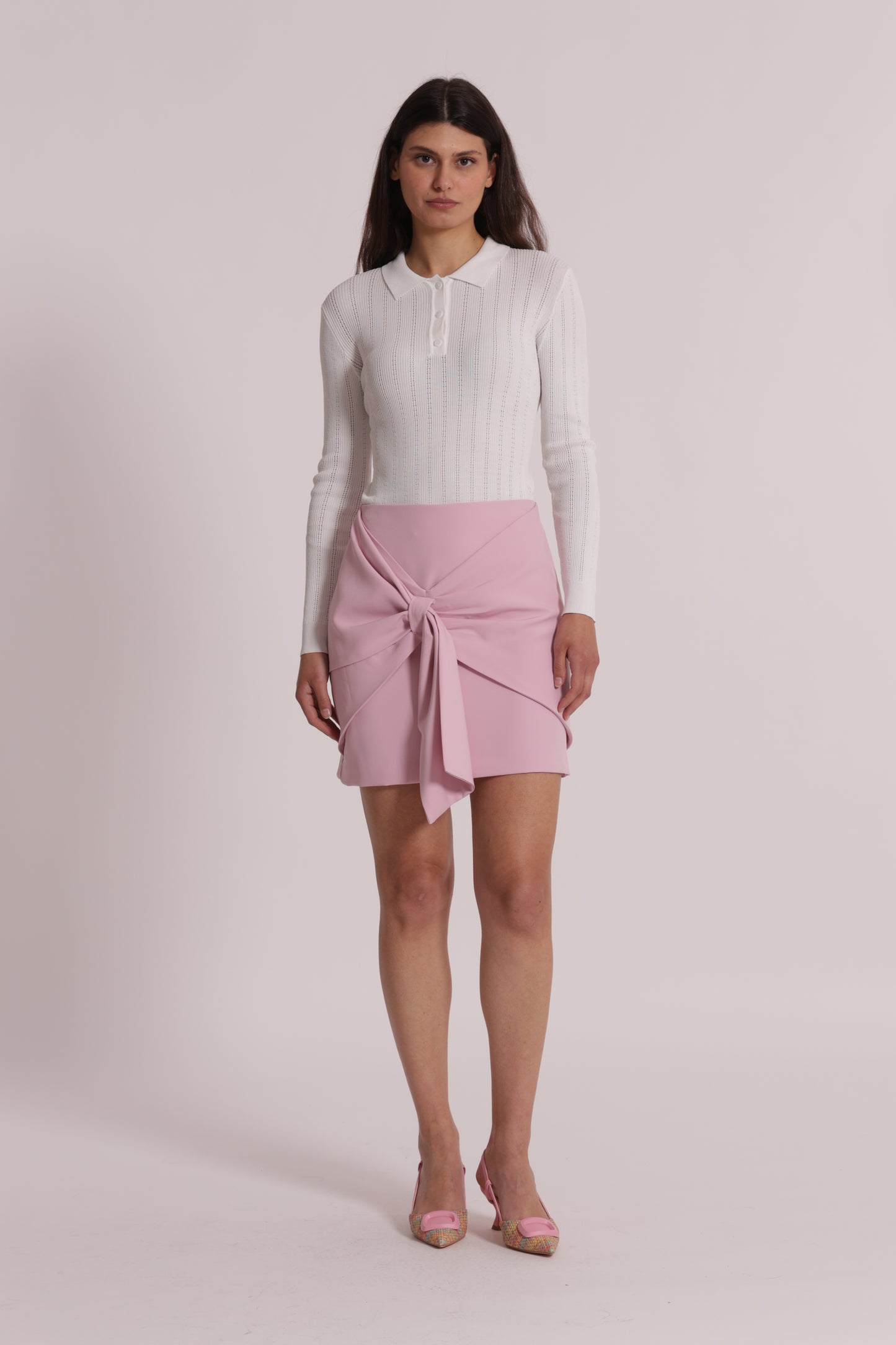 GONNA CORTA CON FIOCCO FRONTALE