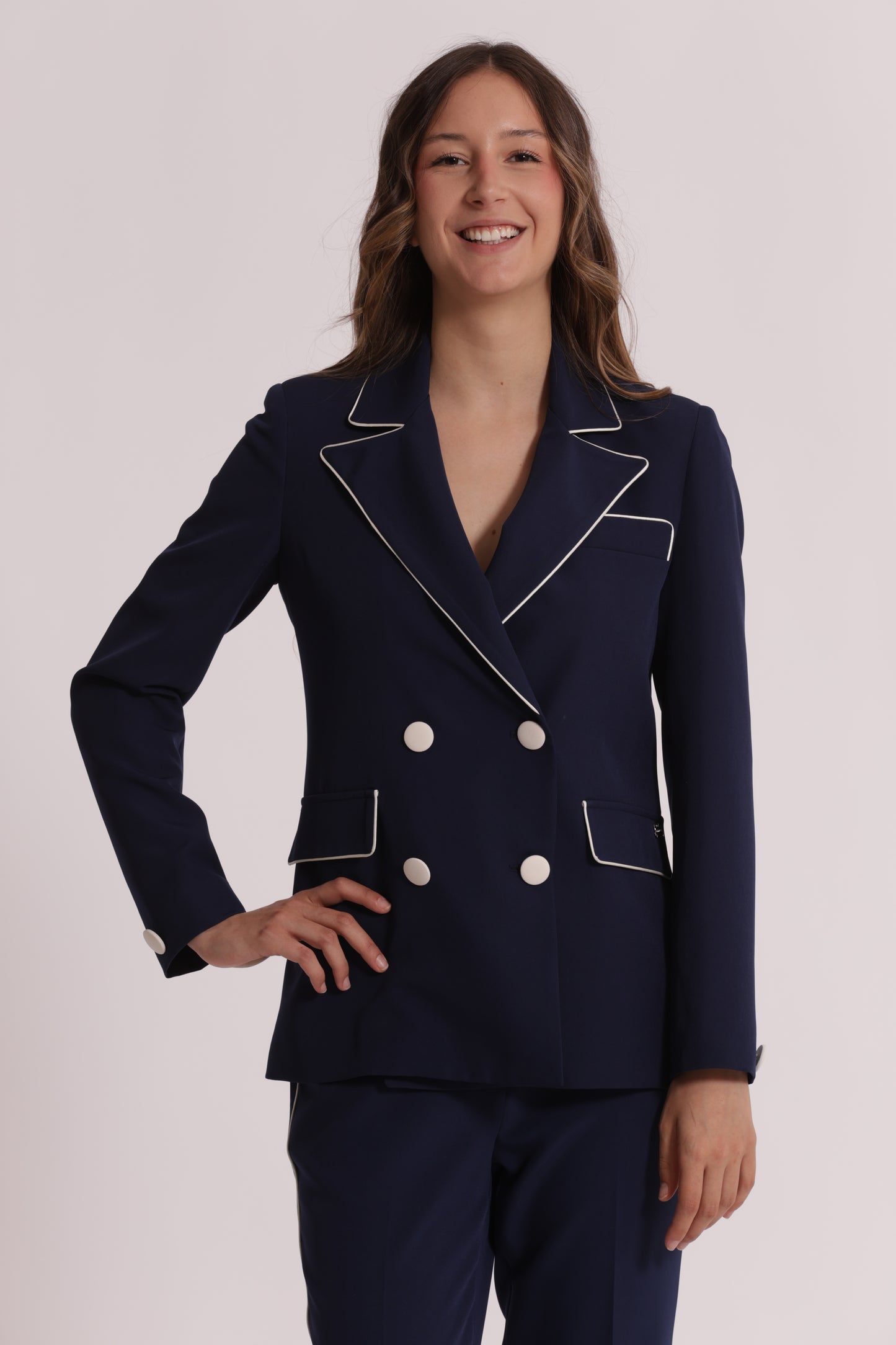 GIACCA CON BORDI A CONTRASTO