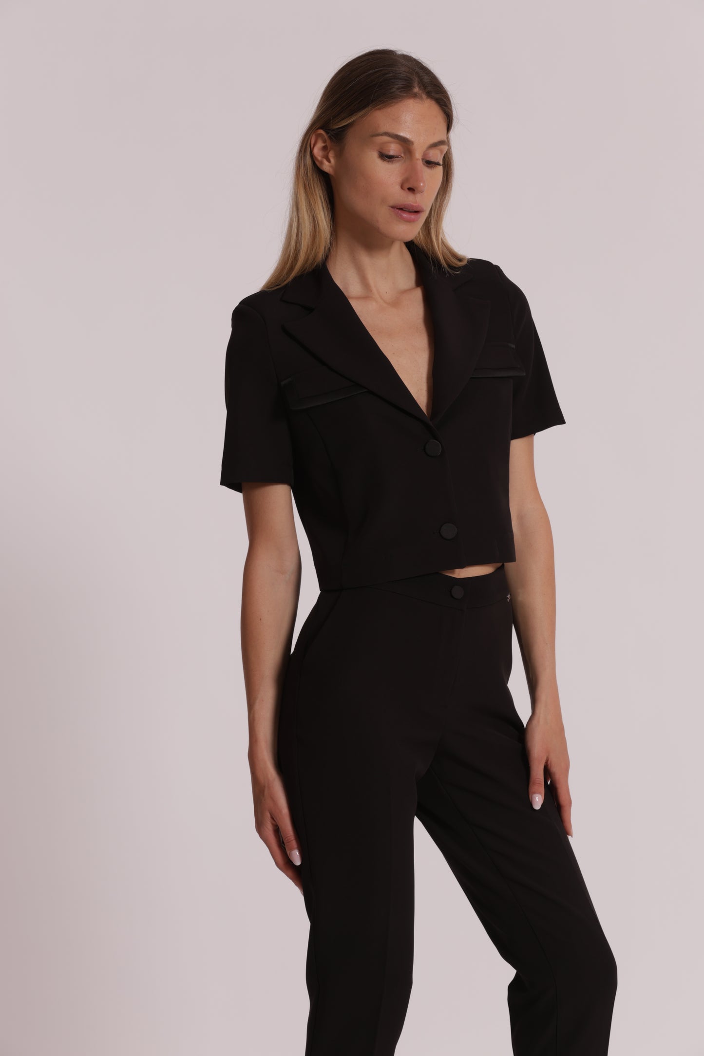 GIACCA MANICHE CORTE IN TESSUTO TECNICO