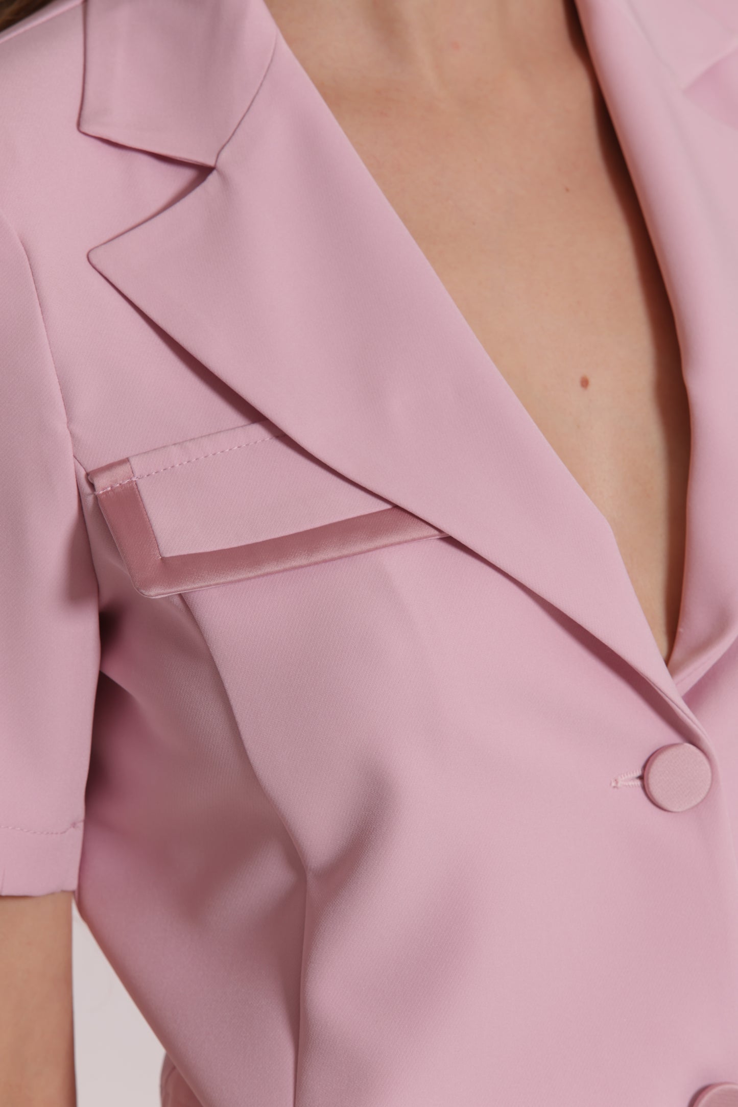 GIACCA MANICHE CORTE IN TESSUTO TECNICO