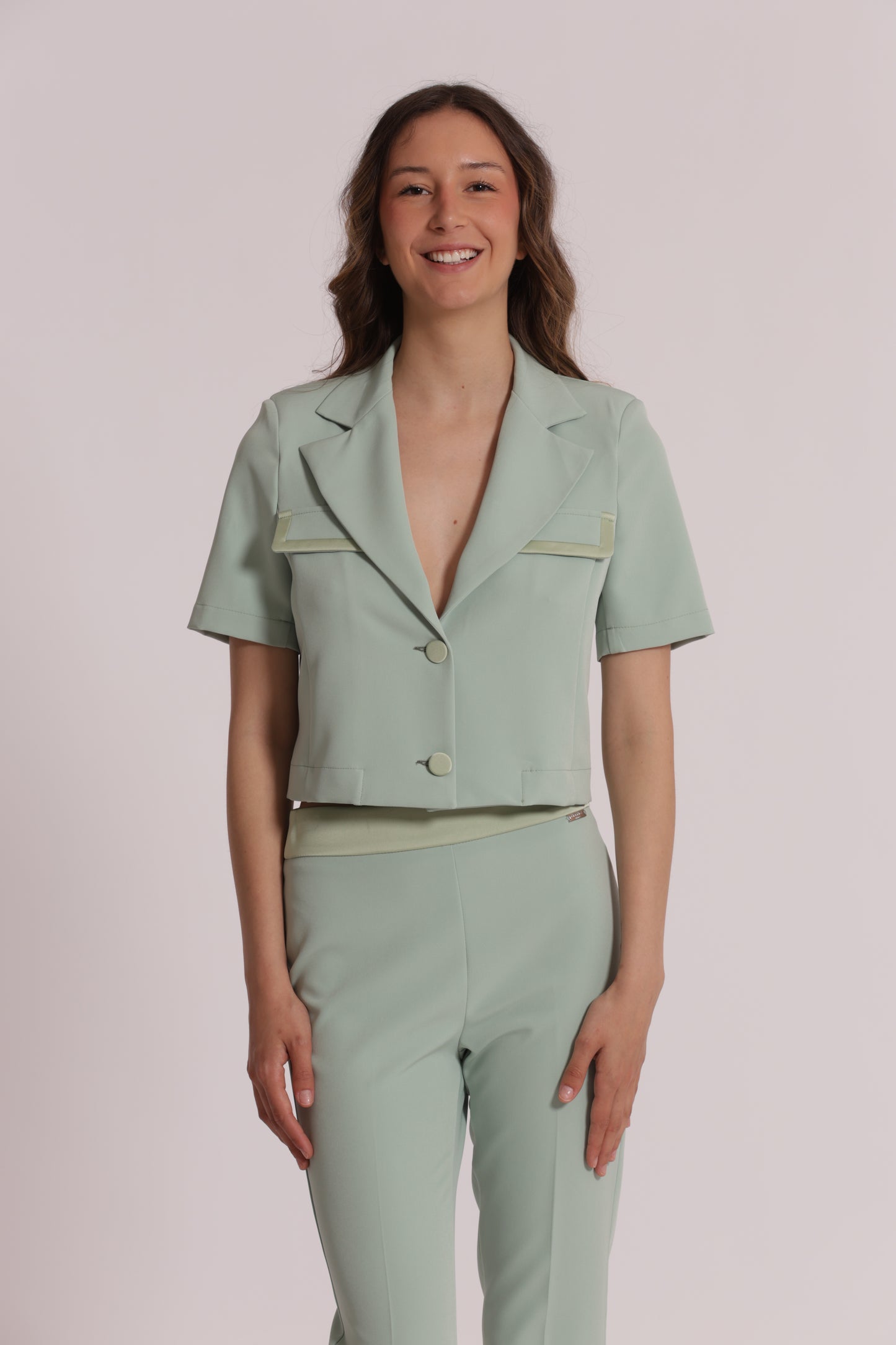 GIACCA MANICHE CORTE IN TESSUTO TECNICO