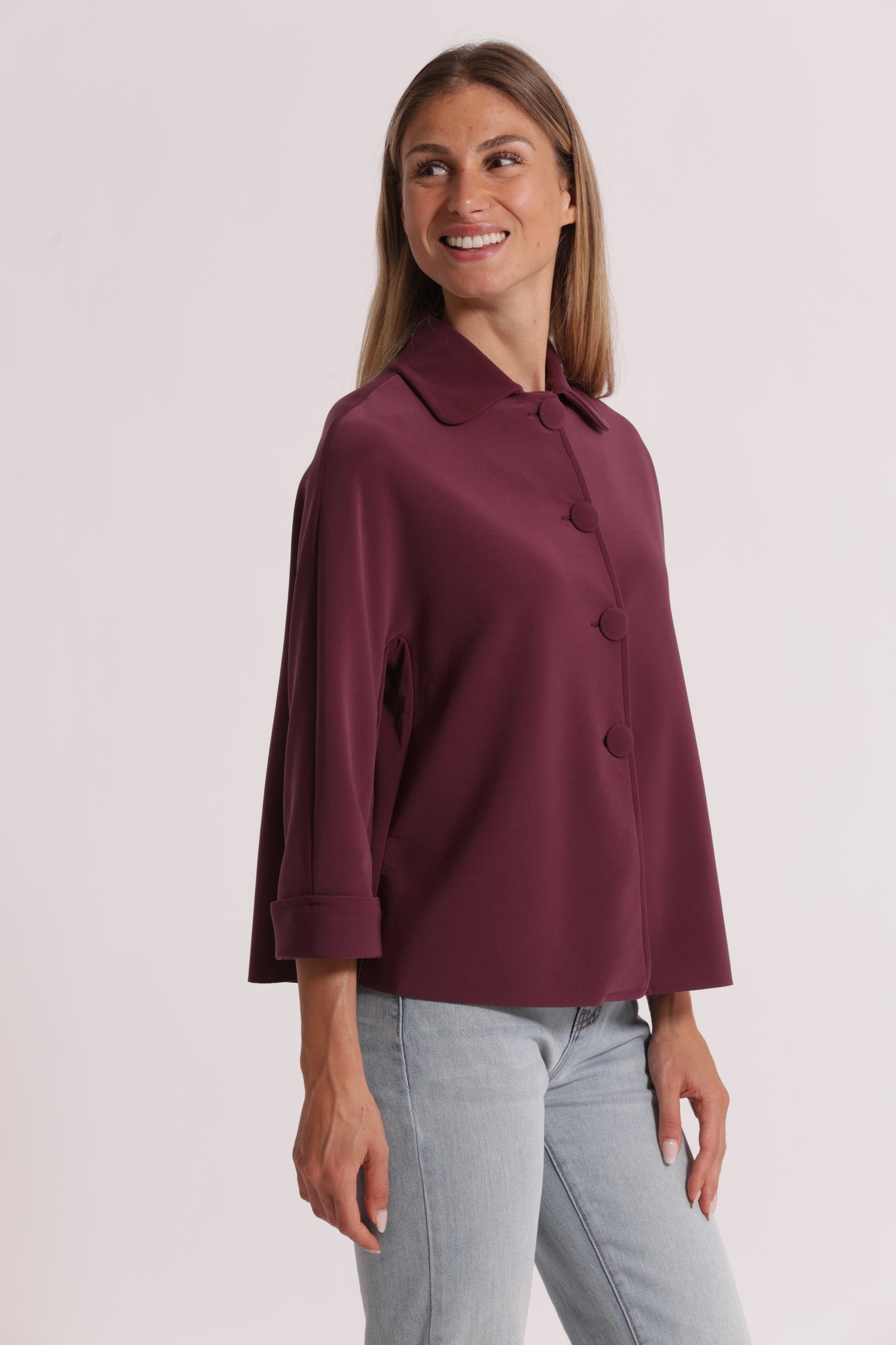 GIACCA IN NEOPRENE CON BOTTONI