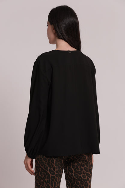 BLUSA IN SILKHAND CON DETTAGLIO