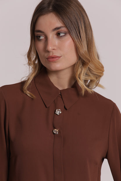 CAMICIA IN GEORGETTE CON BOTTONI GIOIELLO