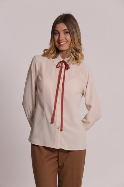 CAMICIA IN SILKHAND CON FIOCCO
