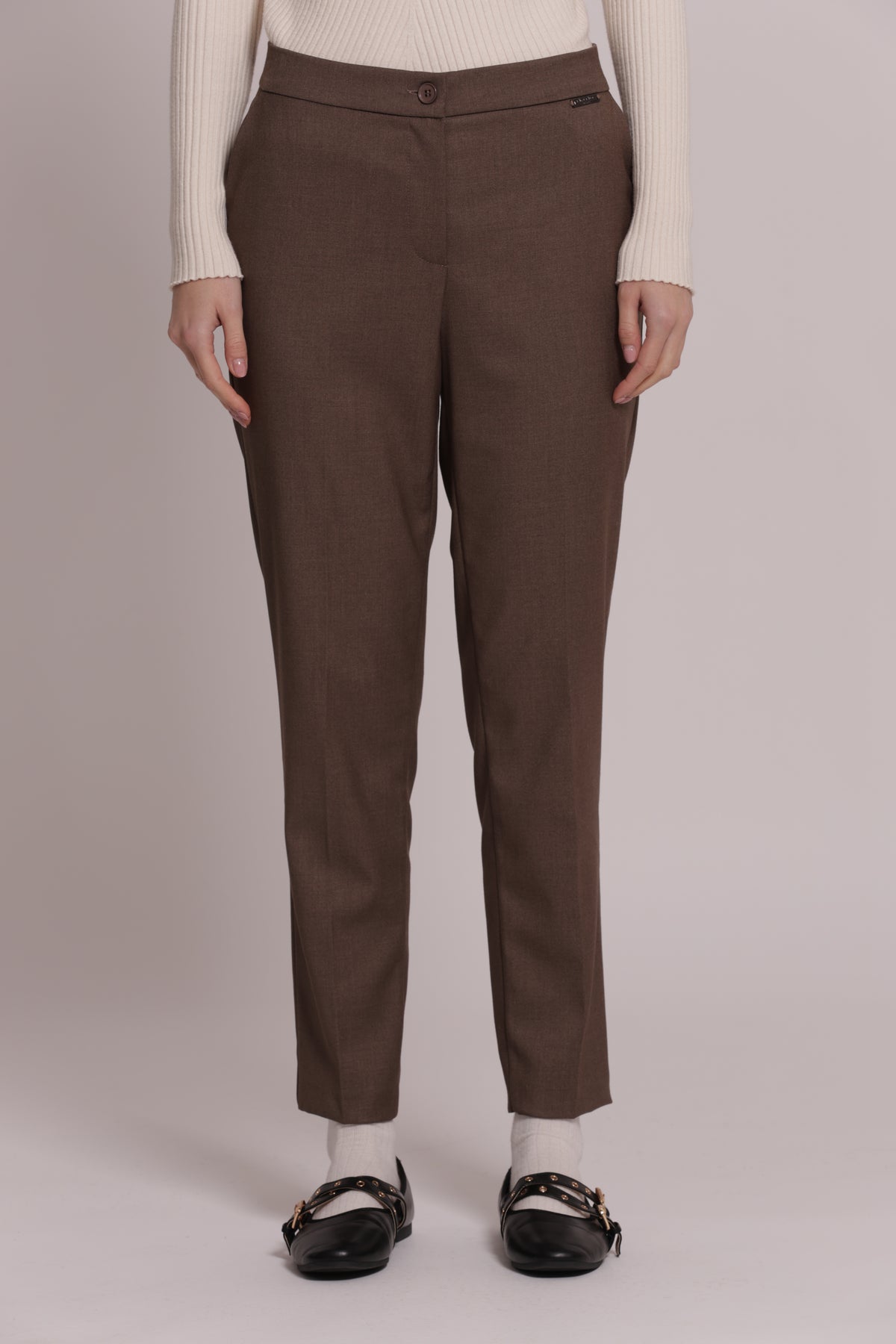 PANTALONE SIGARETTA CON ELASTICO DIETRO TESSUTO VANZ