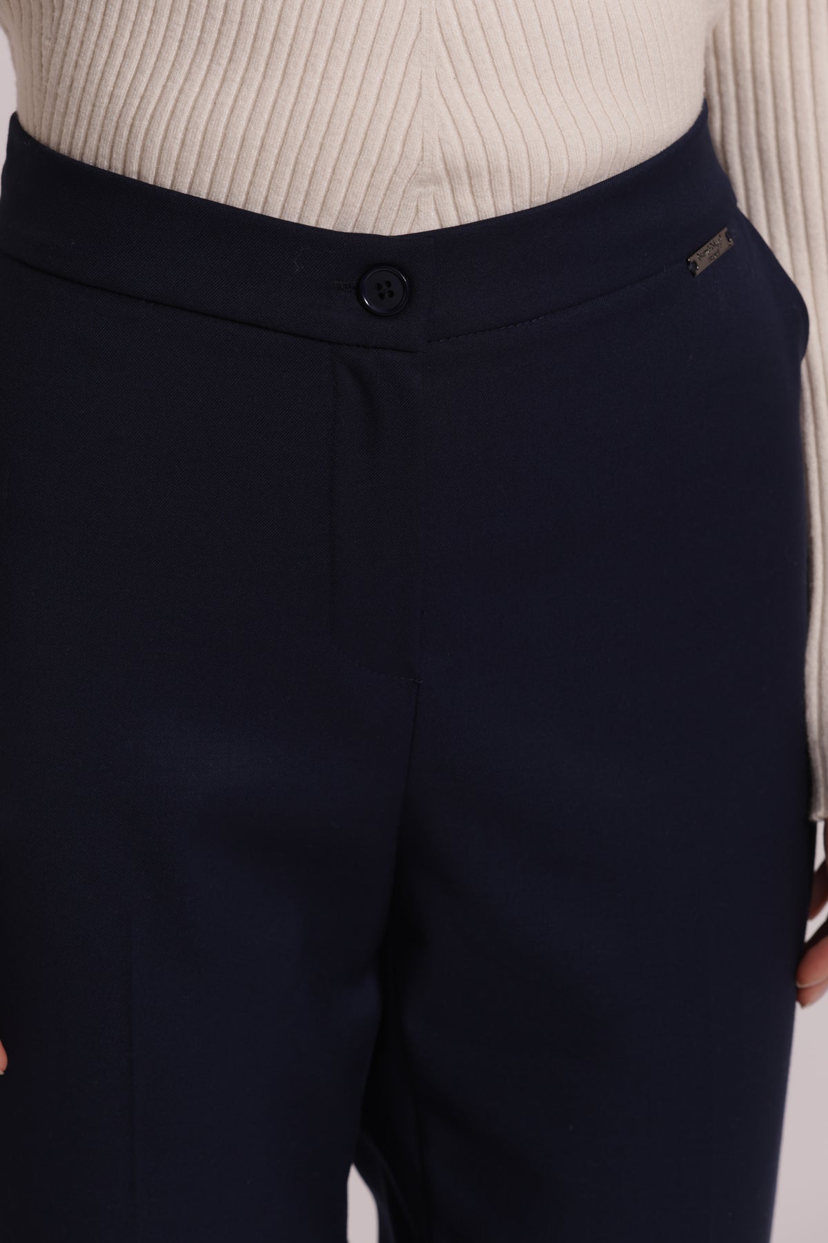 PANTALONE SIGARETTA CON ELASTICO DIETRO TESSUTO VANZ