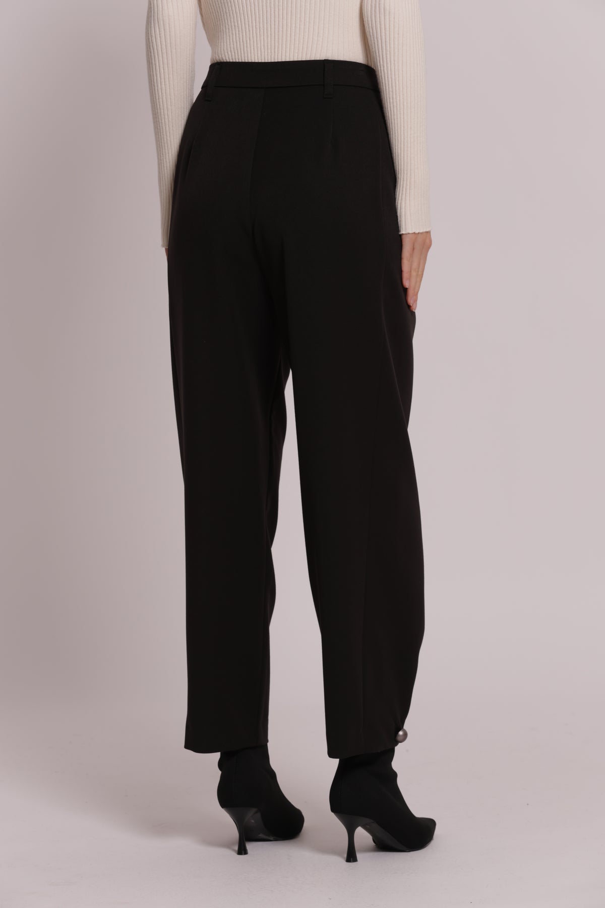 PANTALONE CON PINCES TESSUTO VANZ