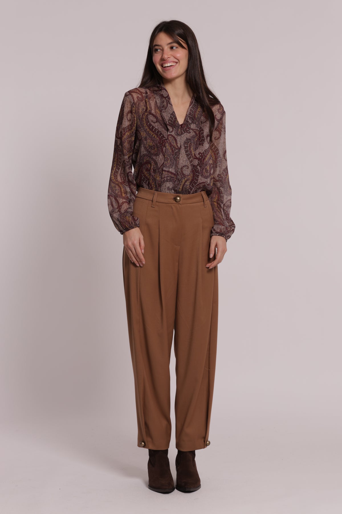 PANTALONE CON PINCES TESSUTO VANZ