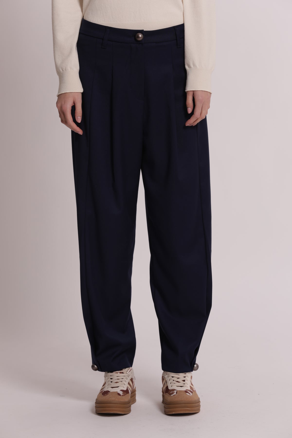 PANTALONE CON PINCES TESSUTO VANZ