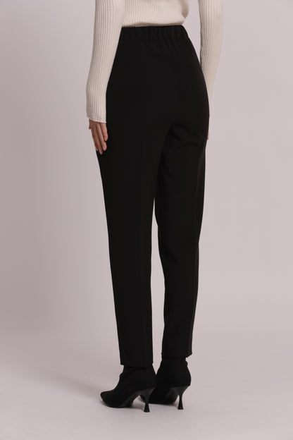 PANTALONE SIGARETTA CON ELASTICO DIETRO IN TESSUTO TECNICO
