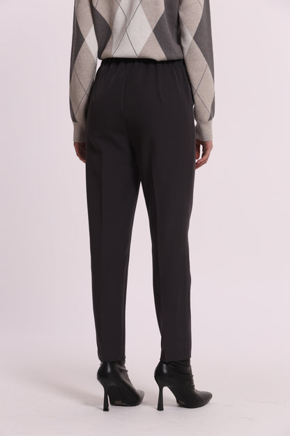 PANTALONE SIGARETTA CON ELASTICO DIETRO IN TESSUTO TECNICO