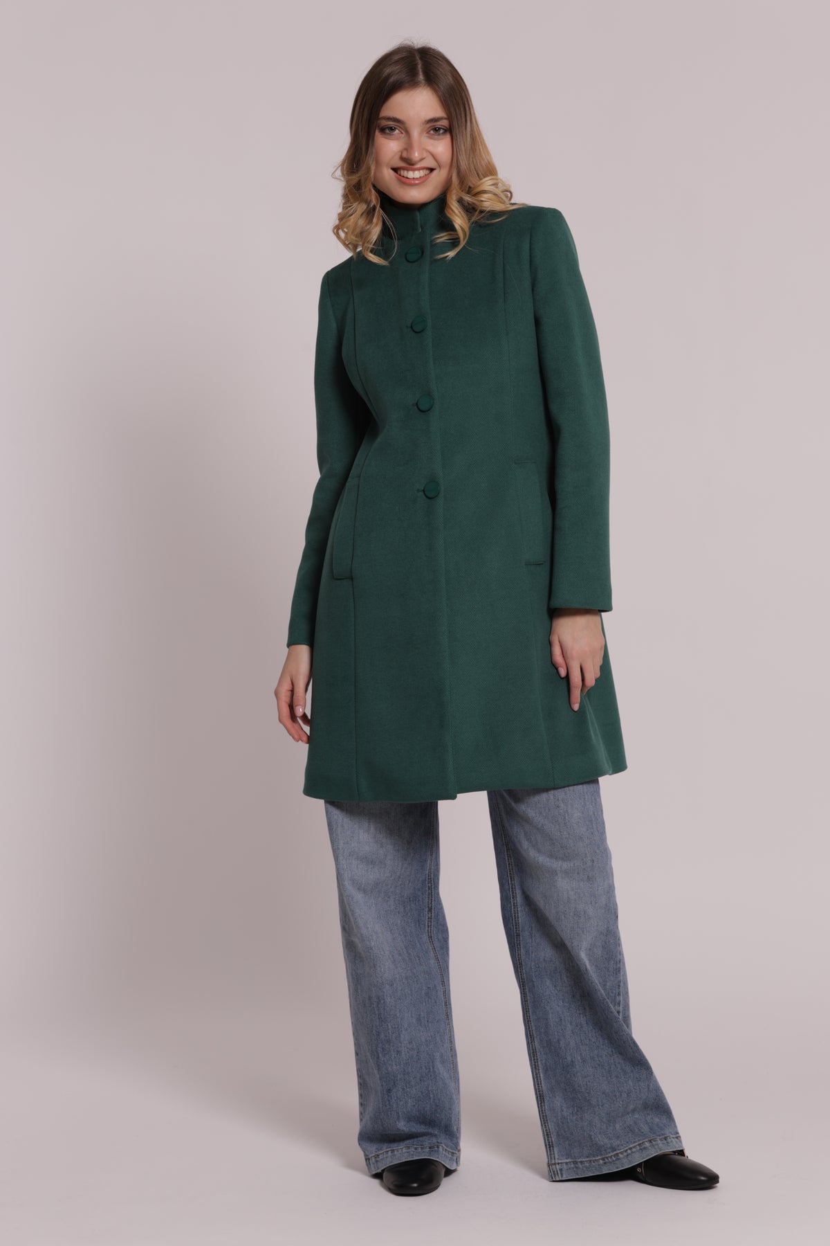 CAPPOTTO BARONETTO CON COLLO ALLA COREANA