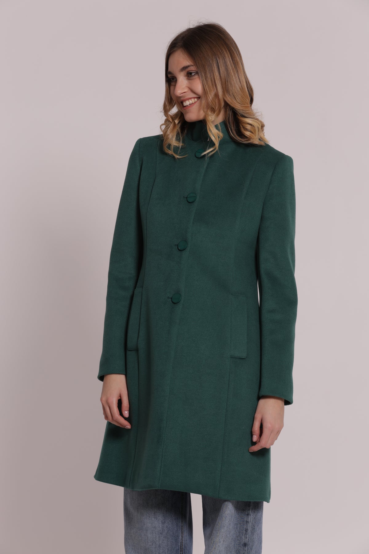 CAPPOTTO BARONETTO CON COLLO ALLA COREANA