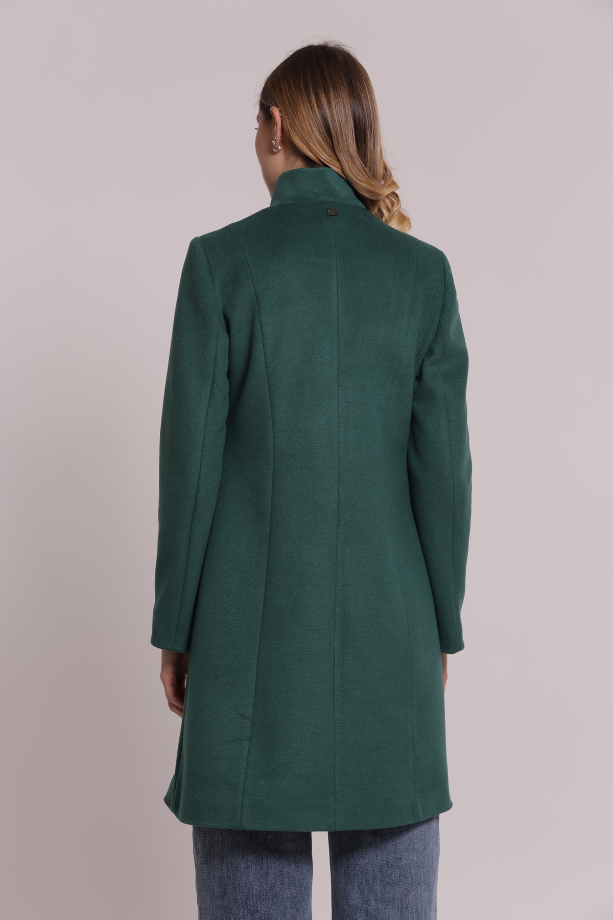 CAPPOTTO BARONETTO CON COLLO ALLA COREANA
