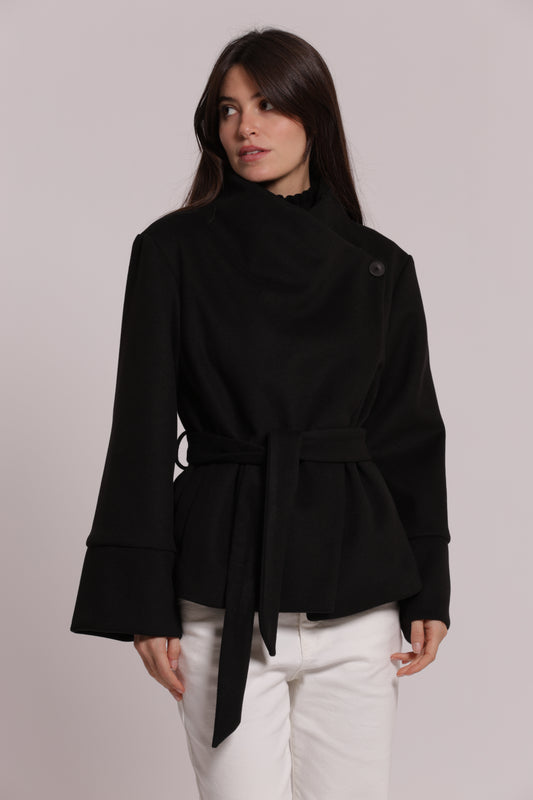 CAPPOTTO CORTO CON CINTURA