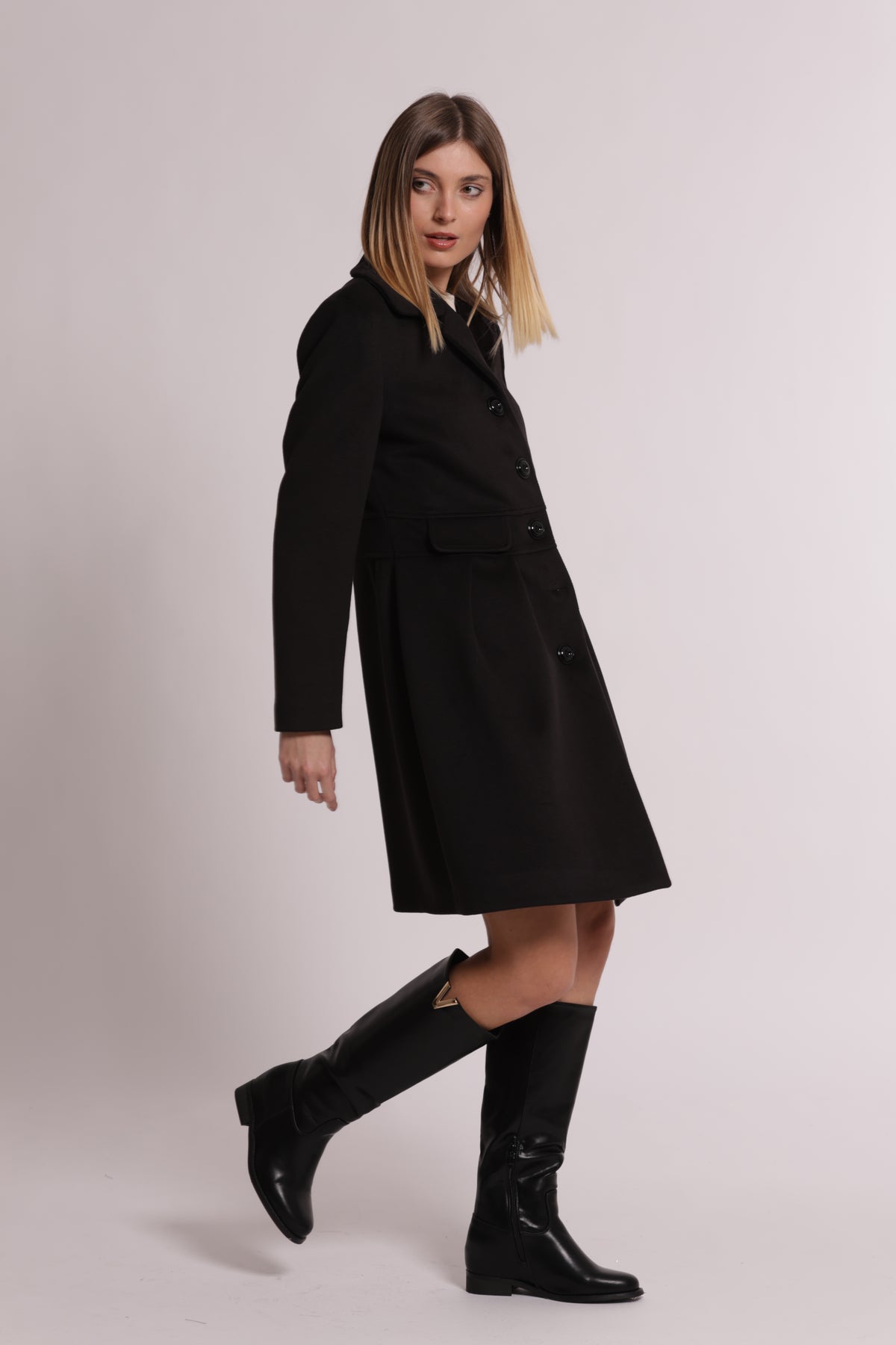 CAPPOTTO BARONETTO CON PINCES