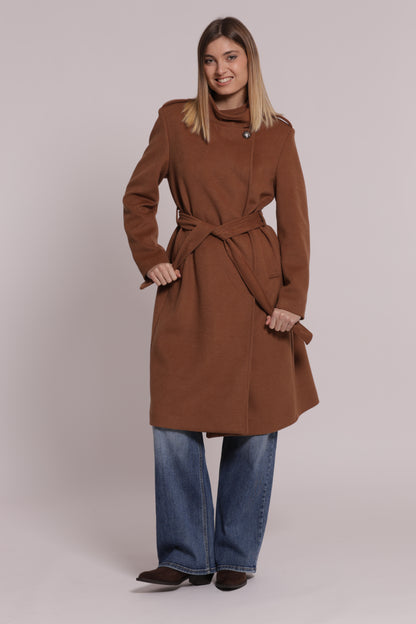 CAPPOTTO CON CINTURA E BOTTONI MILITARI