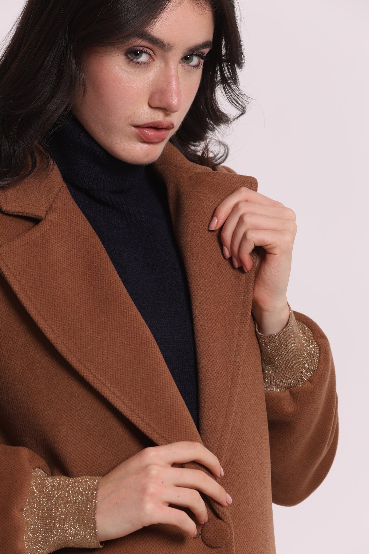 CAPPOTTO LUNGO CON POLSINI