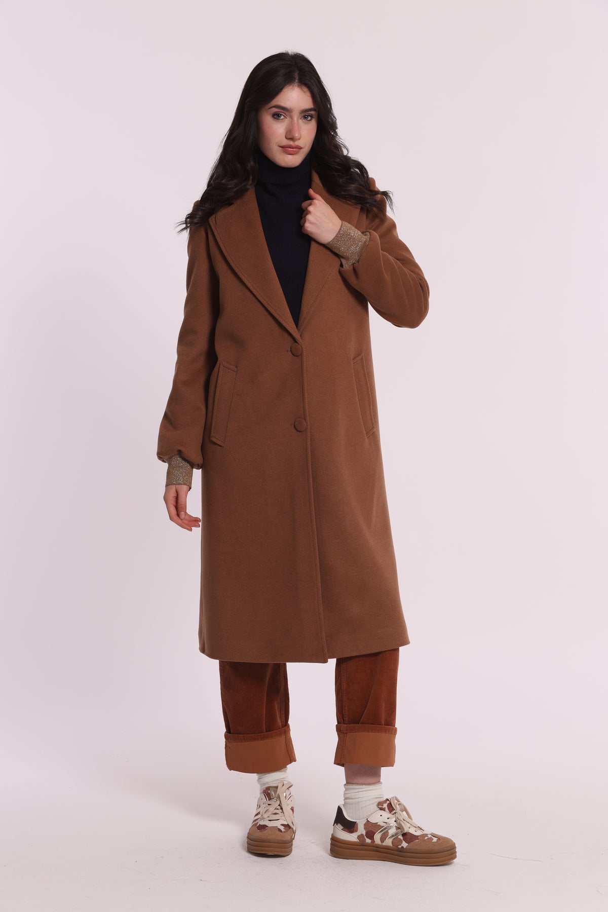 CAPPOTTO LUNGO CON POLSINI