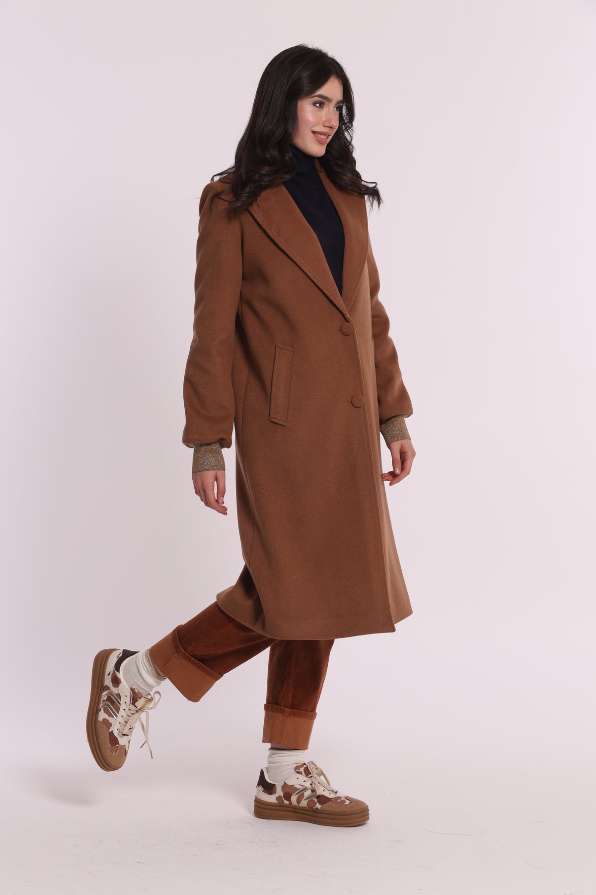 CAPPOTTO LUNGO CON POLSINI