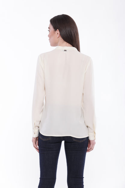 BLUSA CON PIEGHE SUL DAVANTI