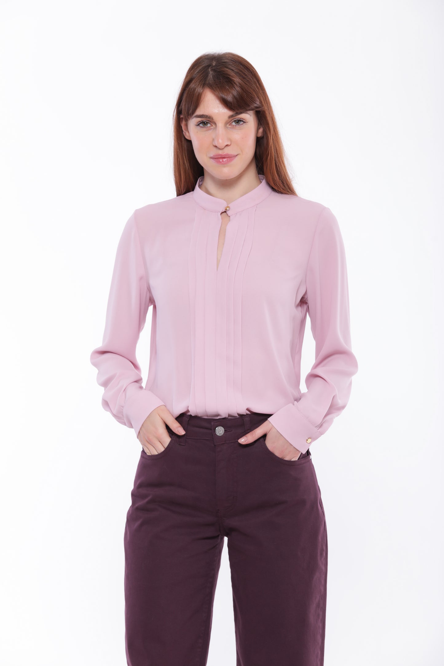 BLUSA CON PIEGHE SUL DAVANTI